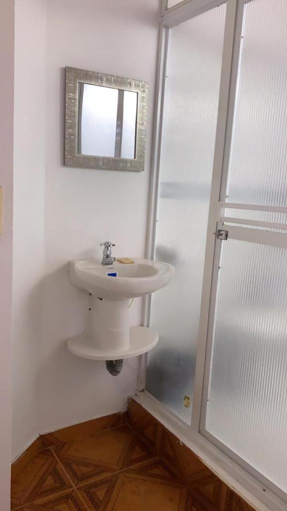 Hospedaje 3 Esquinas Guatapé Esterno foto